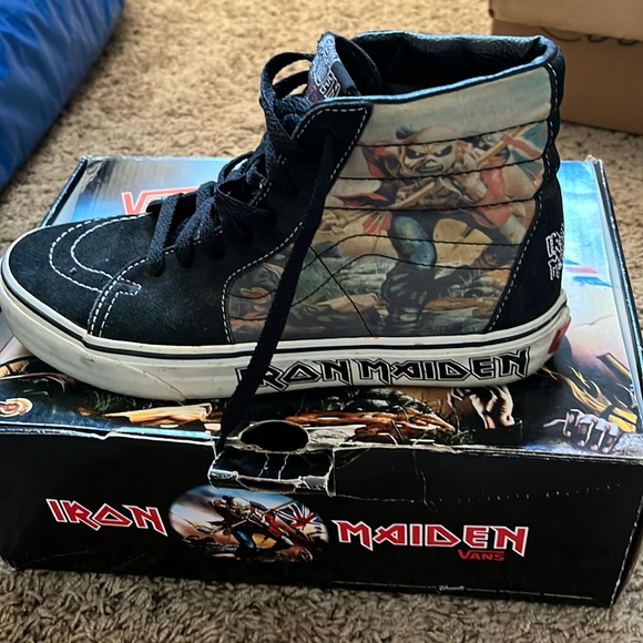 Vans SK8 HI Iron Maiden “the trooper” - Picture 1 of 5